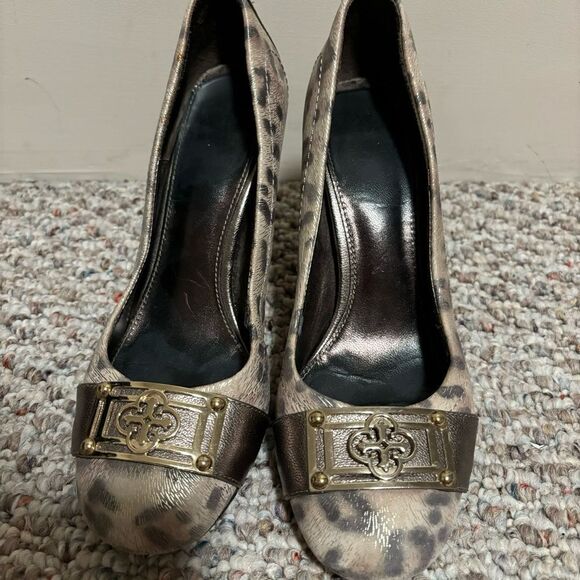 Isola Gunmetal Leather Leopard Pumps- Size 7.5 - Picture 8 of 11